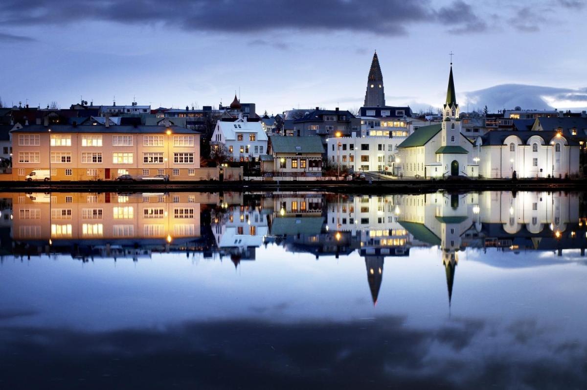 Lundur Apartments - Down Town Reykjavík Esterno foto
